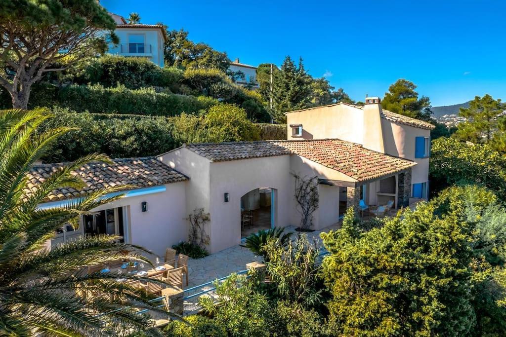 Superbe Villa, Incroyable Vue Mer, Piscine Chauffee, Climatisee Sainte-Maxime Bagian luar foto