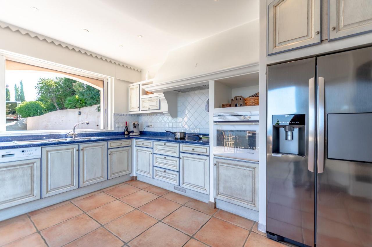 Superbe Villa, Incroyable Vue Mer, Piscine Chauffee, Climatisee Sainte-Maxime Bagian luar foto