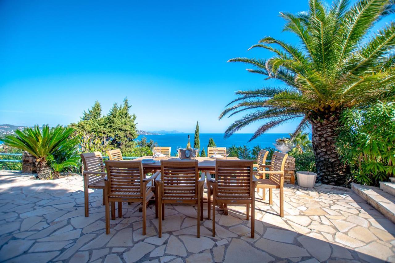 Superbe Villa, Incroyable Vue Mer, Piscine Chauffee, Climatisee Sainte-Maxime Bagian luar foto