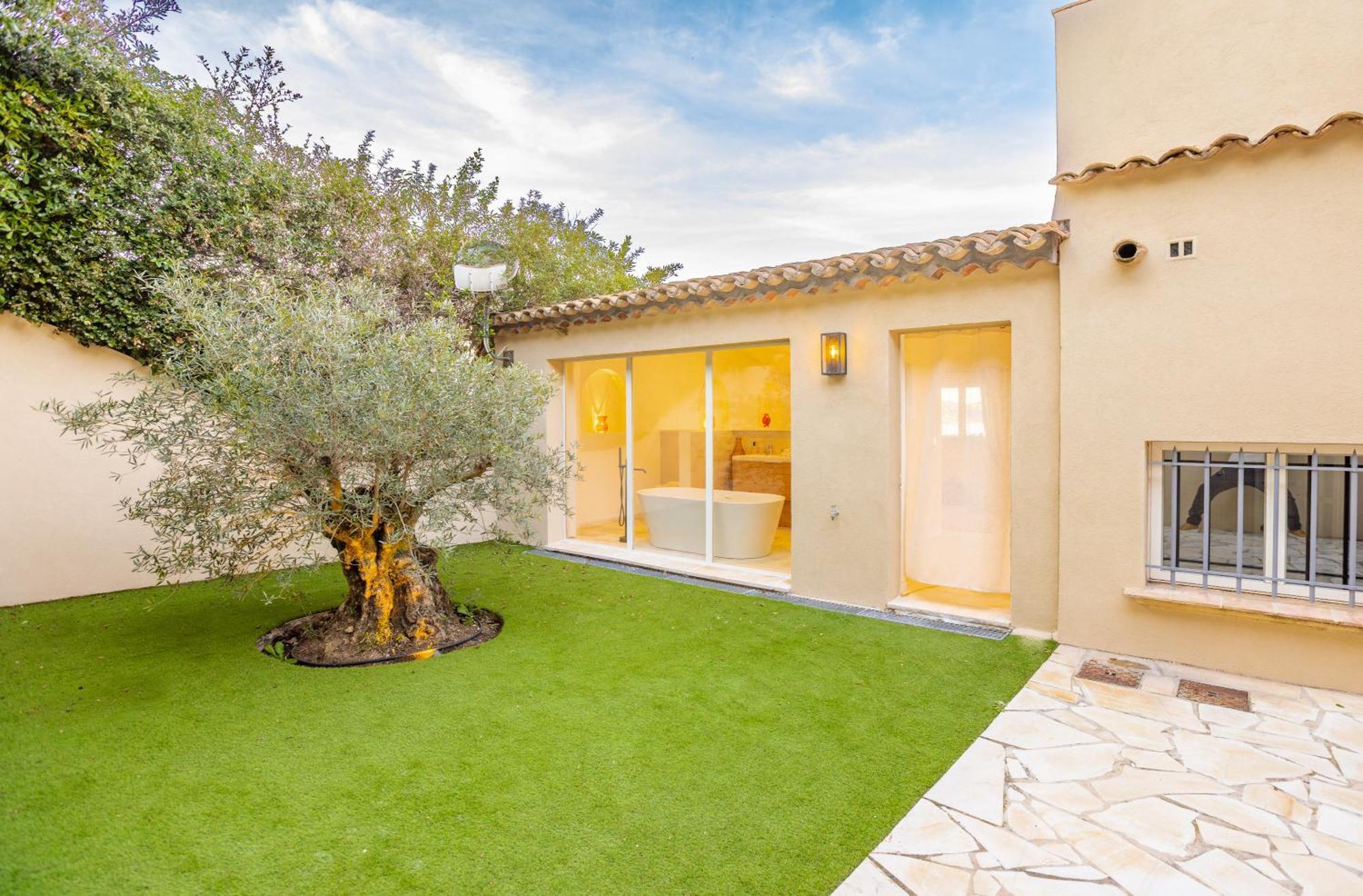 Superbe Villa, Incroyable Vue Mer, Piscine Chauffee, Climatisee Sainte-Maxime Bagian luar foto