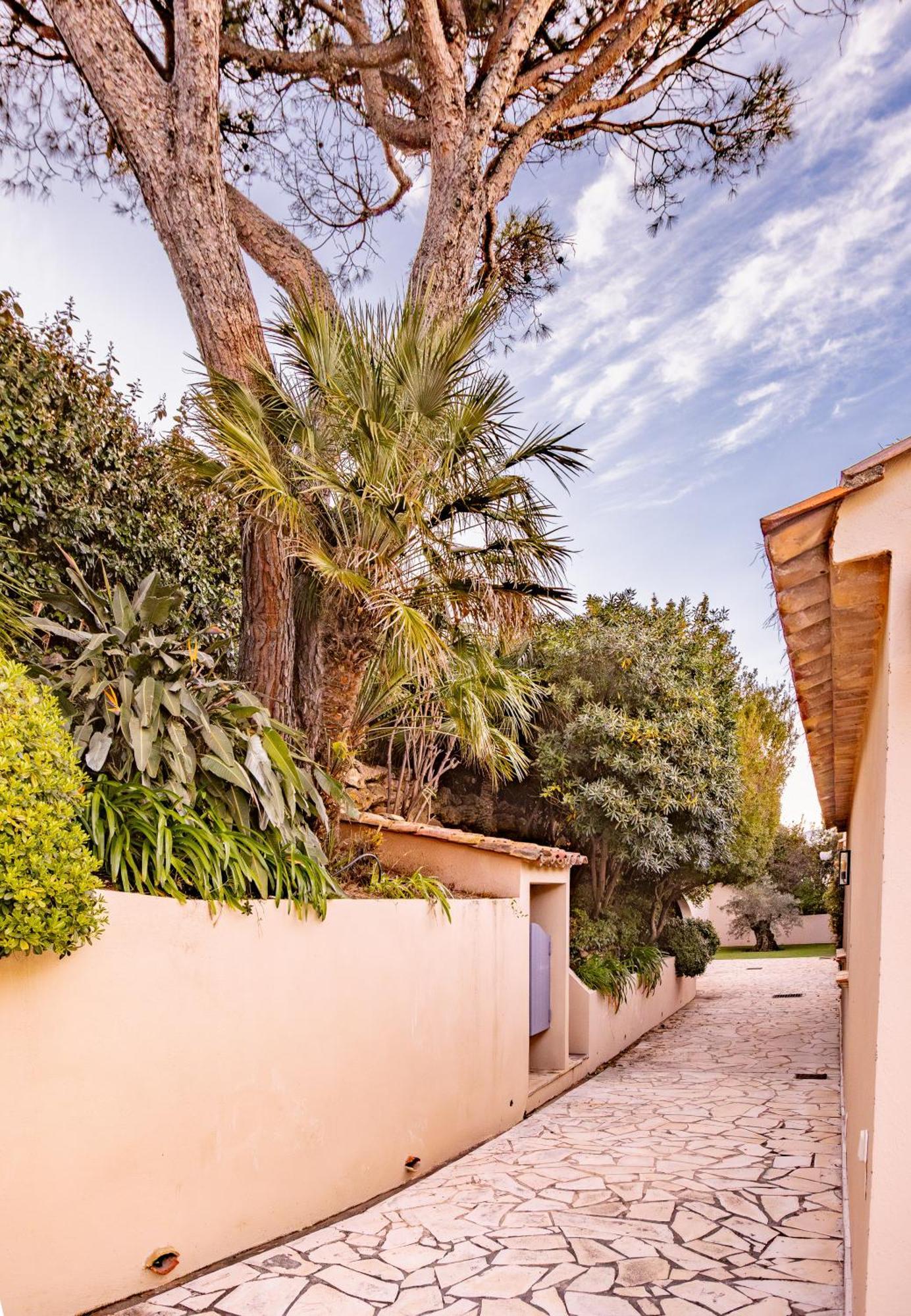 Superbe Villa, Incroyable Vue Mer, Piscine Chauffee, Climatisee Sainte-Maxime Bagian luar foto