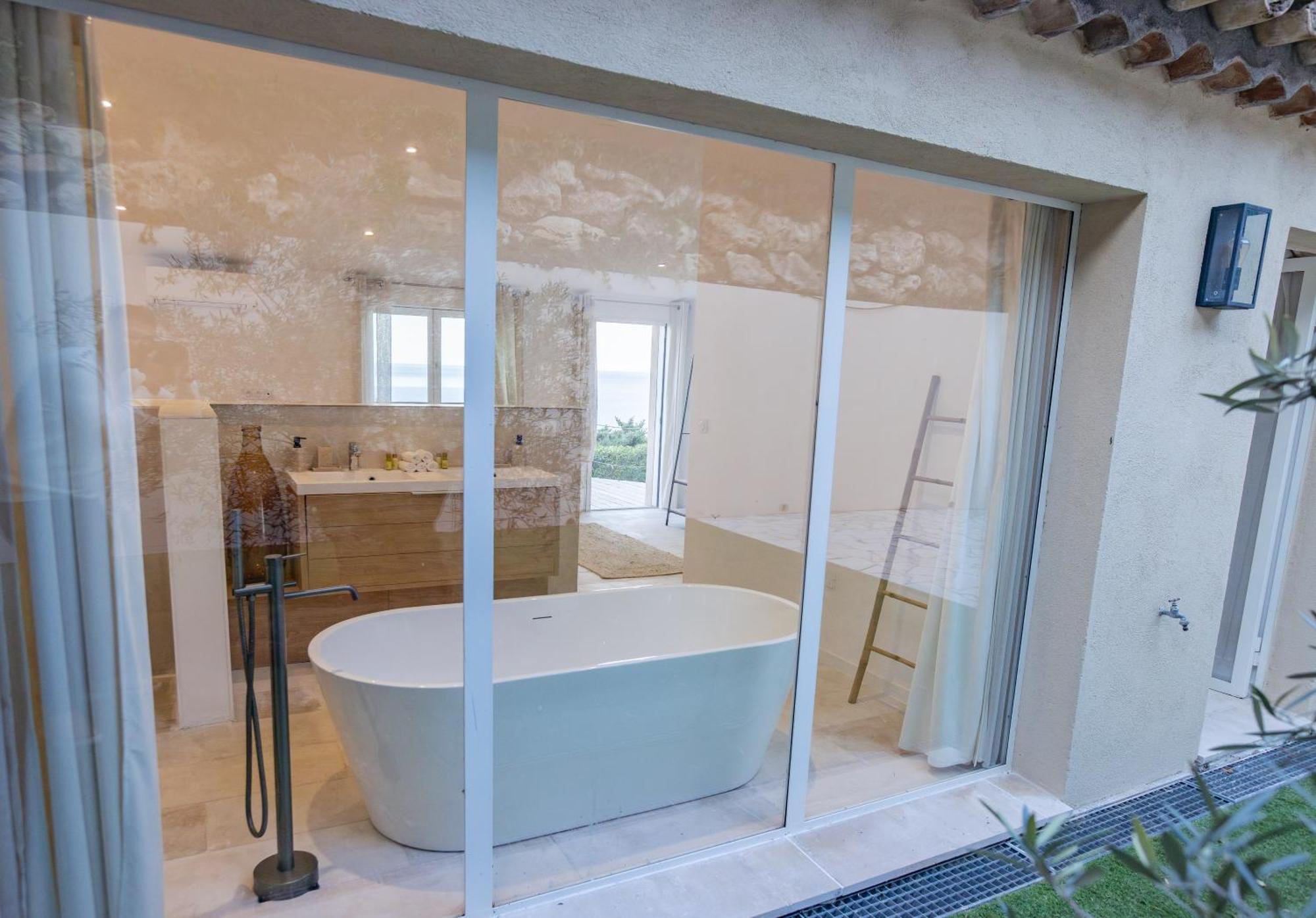 Superbe Villa, Incroyable Vue Mer, Piscine Chauffee, Climatisee Sainte-Maxime Bagian luar foto