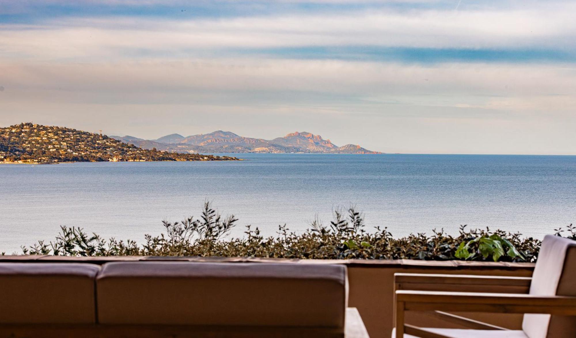 Superbe Villa, Incroyable Vue Mer, Piscine Chauffee, Climatisee Sainte-Maxime Bagian luar foto