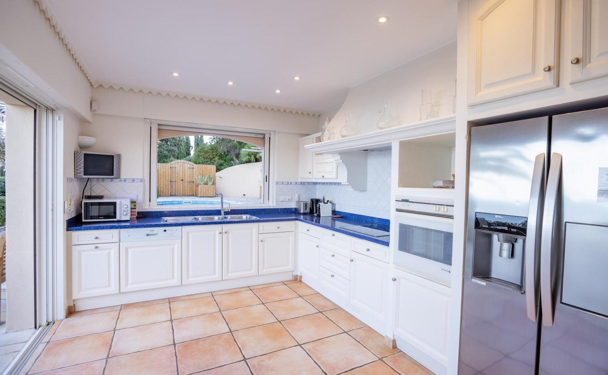Superbe Villa, Incroyable Vue Mer, Piscine Chauffee, Climatisee Sainte-Maxime Bagian luar foto