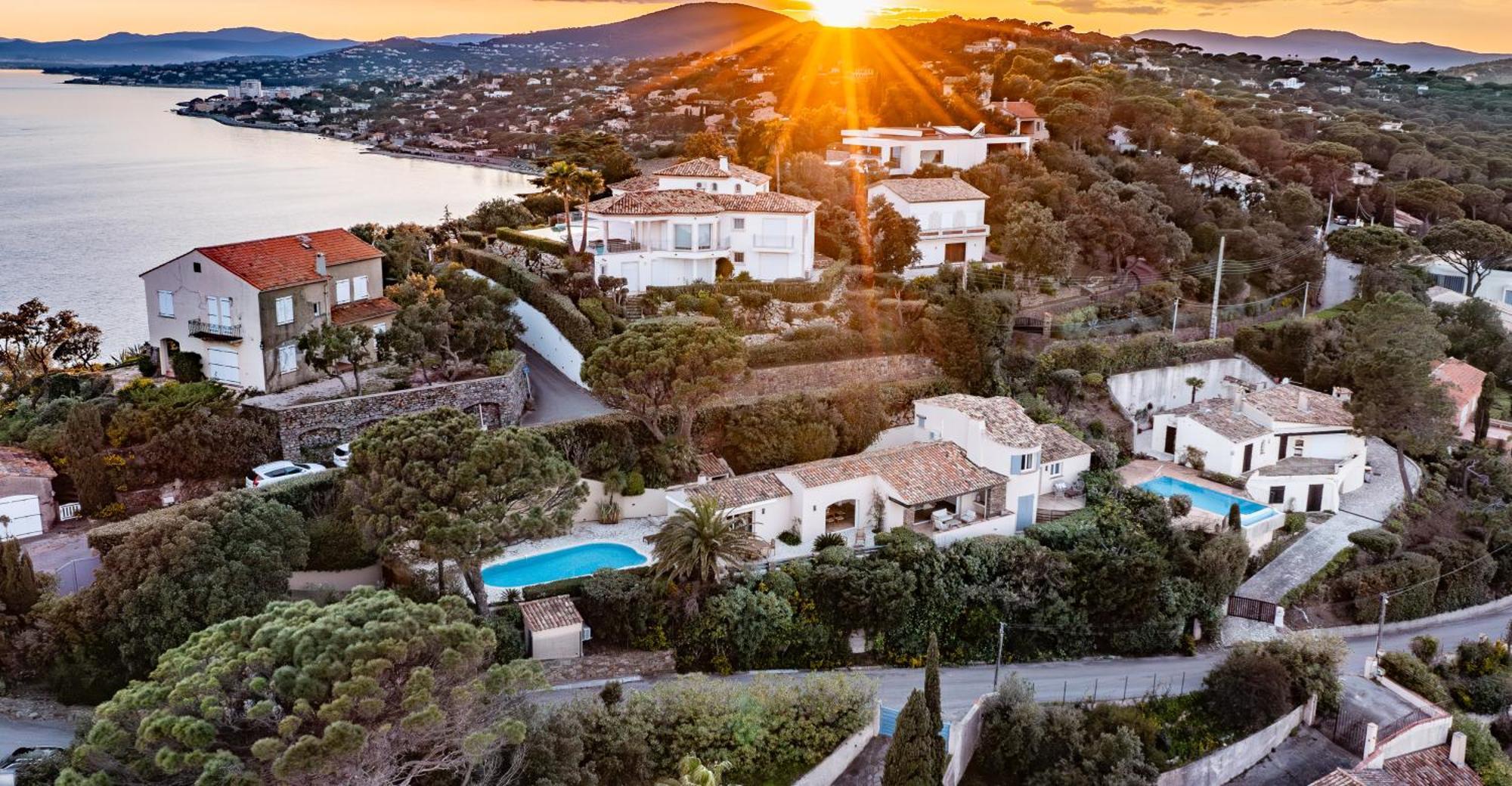 Superbe Villa, Incroyable Vue Mer, Piscine Chauffee, Climatisee Sainte-Maxime Bagian luar foto