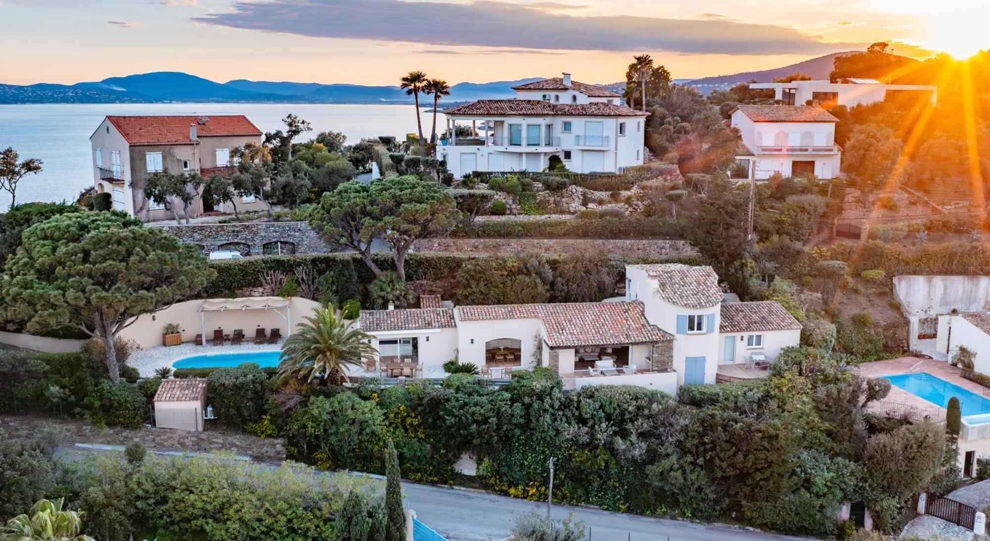 Superbe Villa, Incroyable Vue Mer, Piscine Chauffee, Climatisee Sainte-Maxime Bagian luar foto